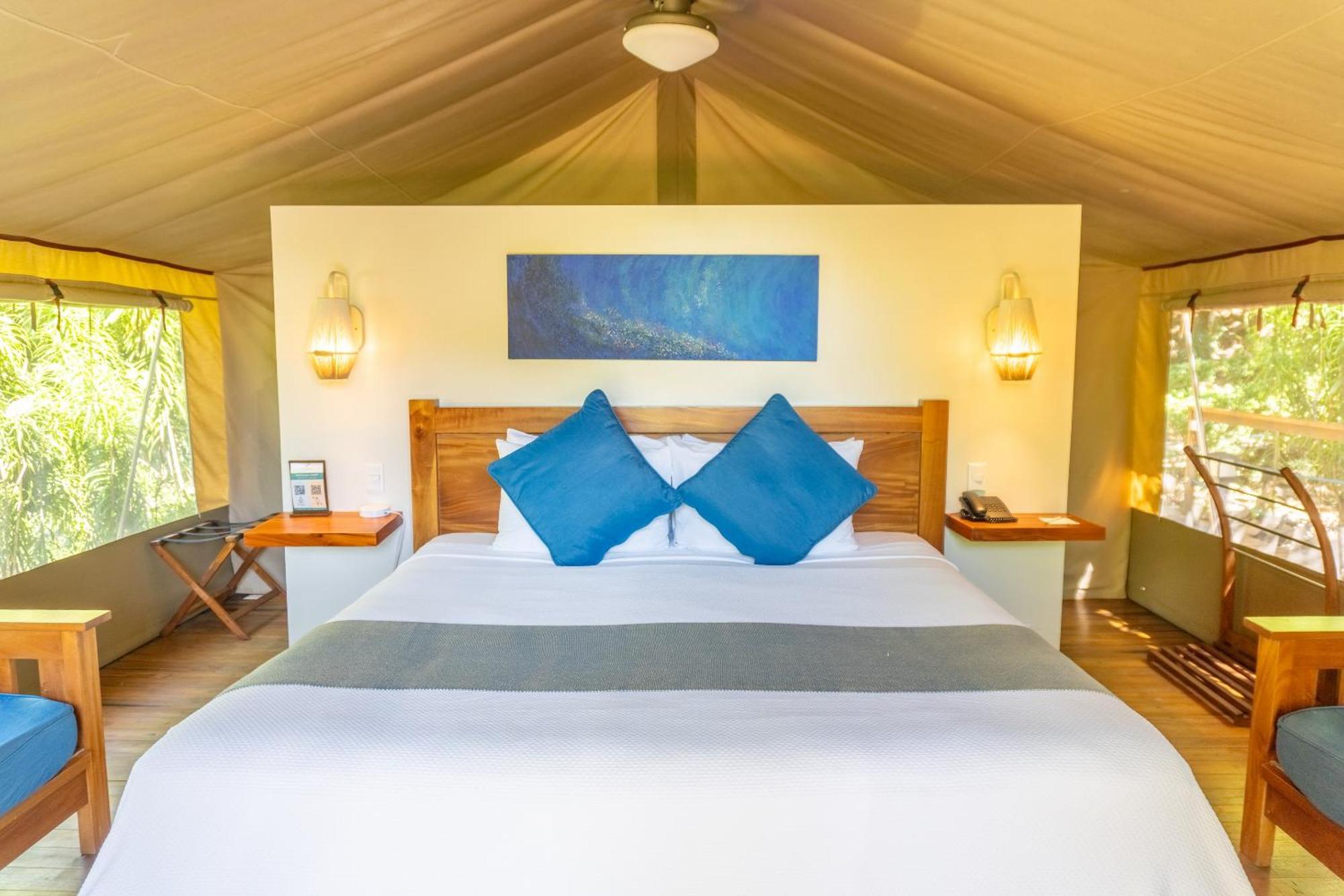 Isla Chiquita Glamping Hotel Пакера Стая снимка